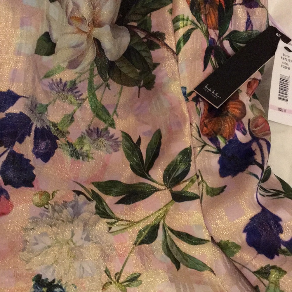 Dress - Picture 2 of 4